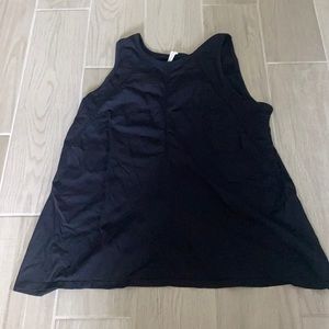 black athletica tank